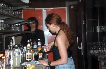 no.07-bar_tender.jpg