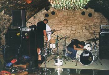 cave01.jpg
