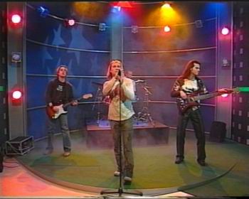 02-the-show01.jpg