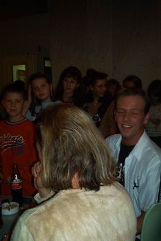 03-autograph-signing-session08.jpg
