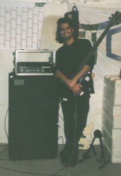 25-new_bass-amp.jpg